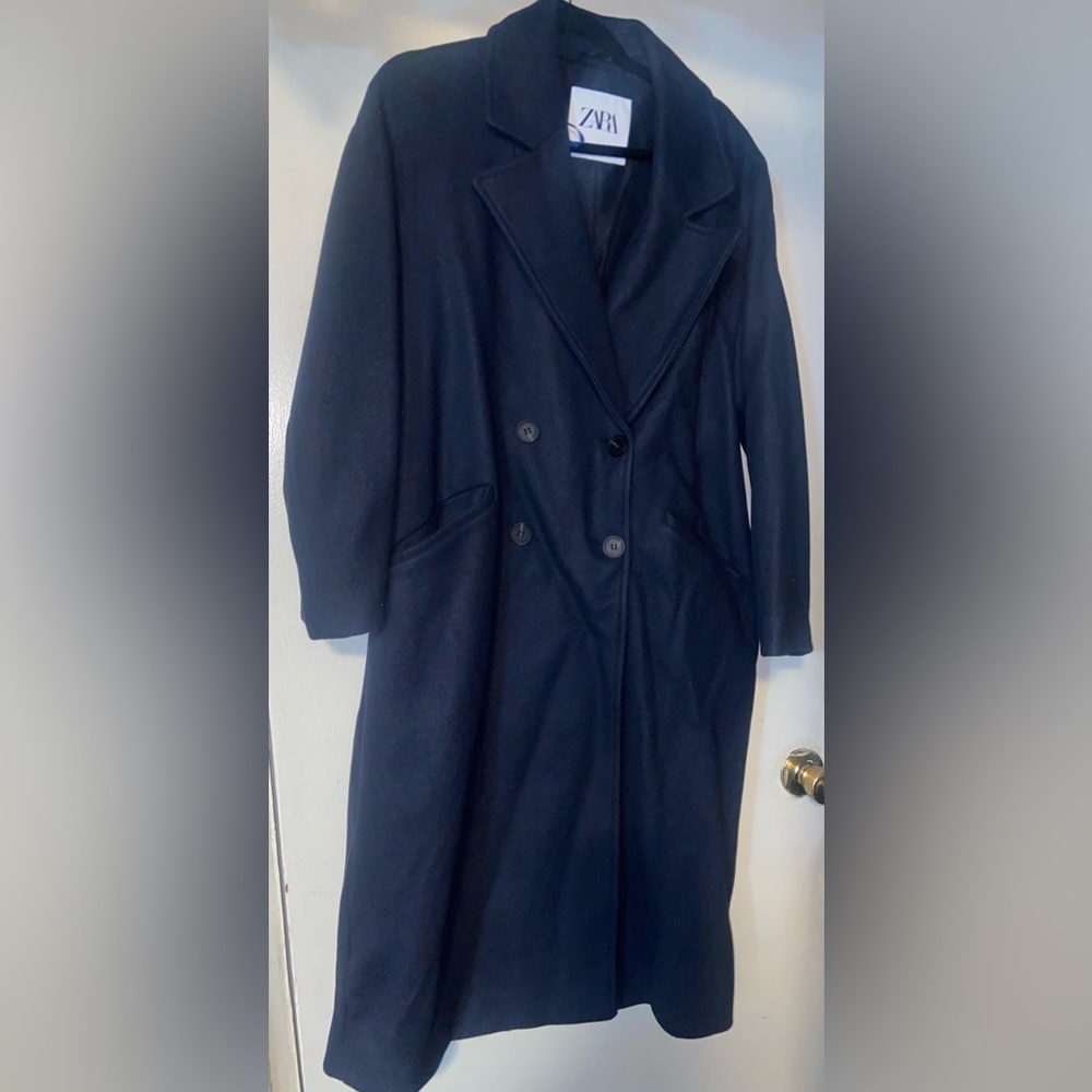 Zara winter coat size :xs.   Never worn before. Navy Blue